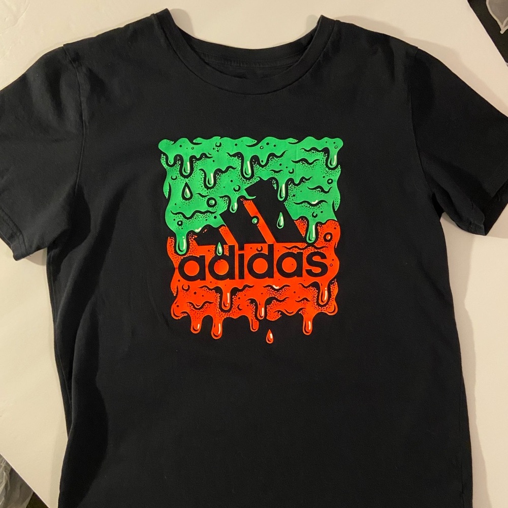 🏀BOY’S ADIDAS T-SHIRT🏀